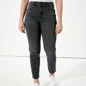 American Eagle Black mom jeans